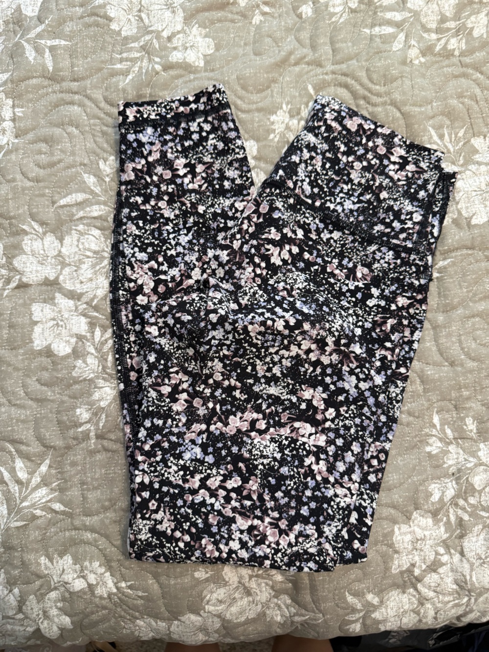 lululemon athletica Wunder Train High-Rise Tight 25” size 6
